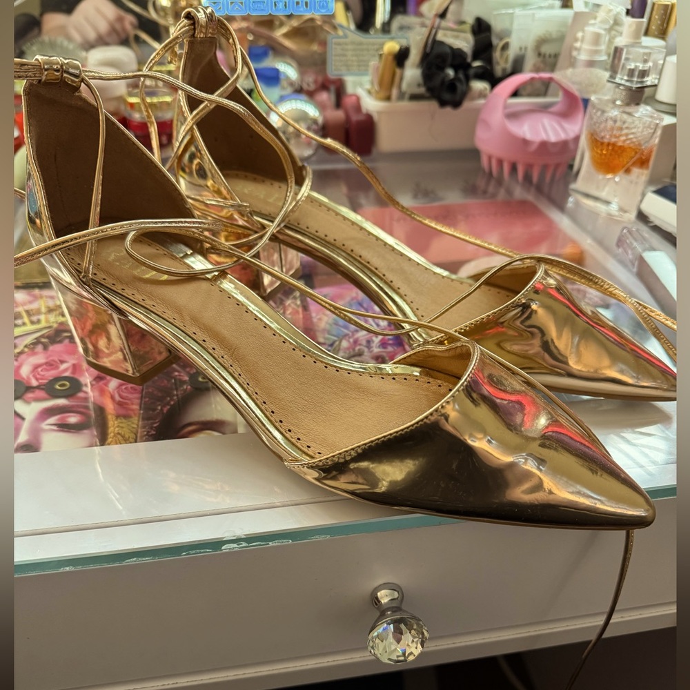 Bought at ASOS- brand raid, women’s size 11, rose gold
